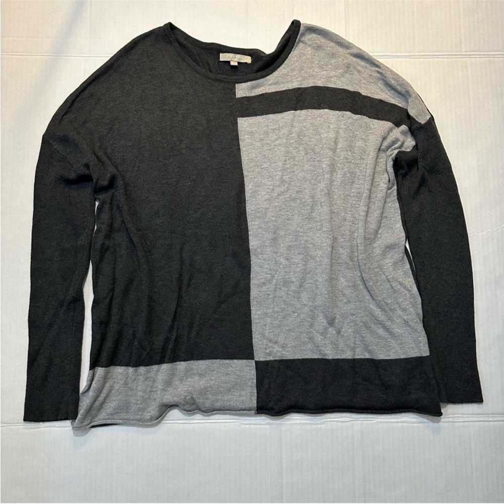 Joan Vass - Women’s Grey Color Block Sweater - Size Large